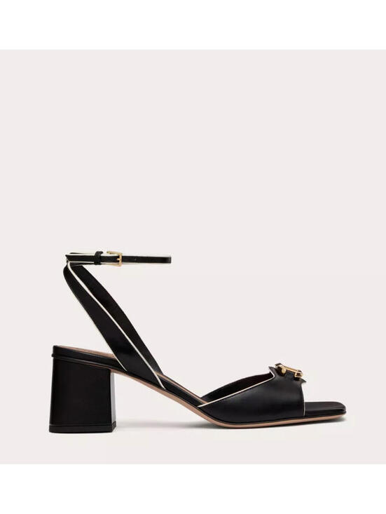 Valentino V-Logo Leather Sandal(PLEASE REQUEST YOUR SIZE BEFORE PURCHASING)